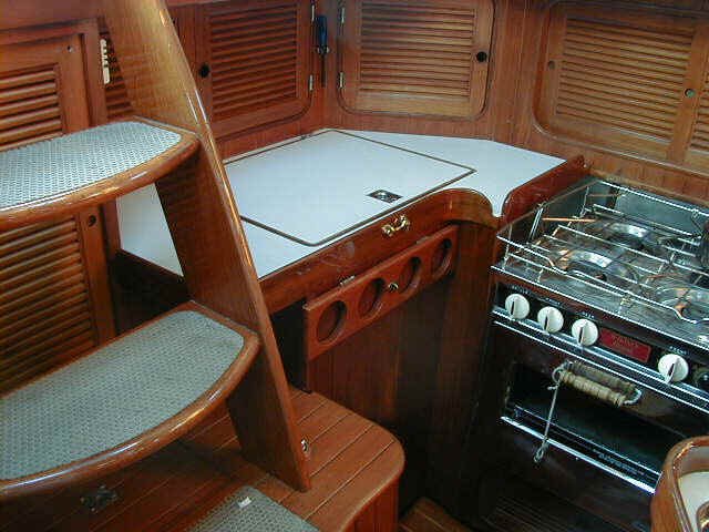 Refer/freezer : Two years ago, I made a very
radical mod. We generally sail for a month in Northern Lake Huron and Michigan and wanted
better, and more refrigeration. An…